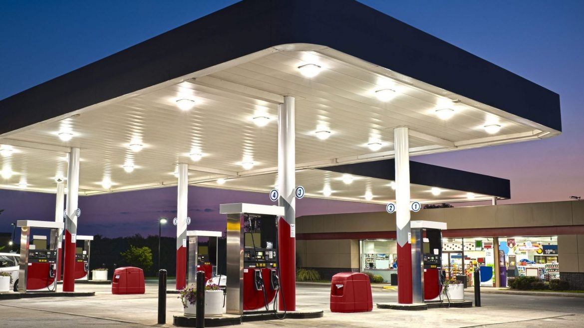 akaryakıt-istasyon-scaled